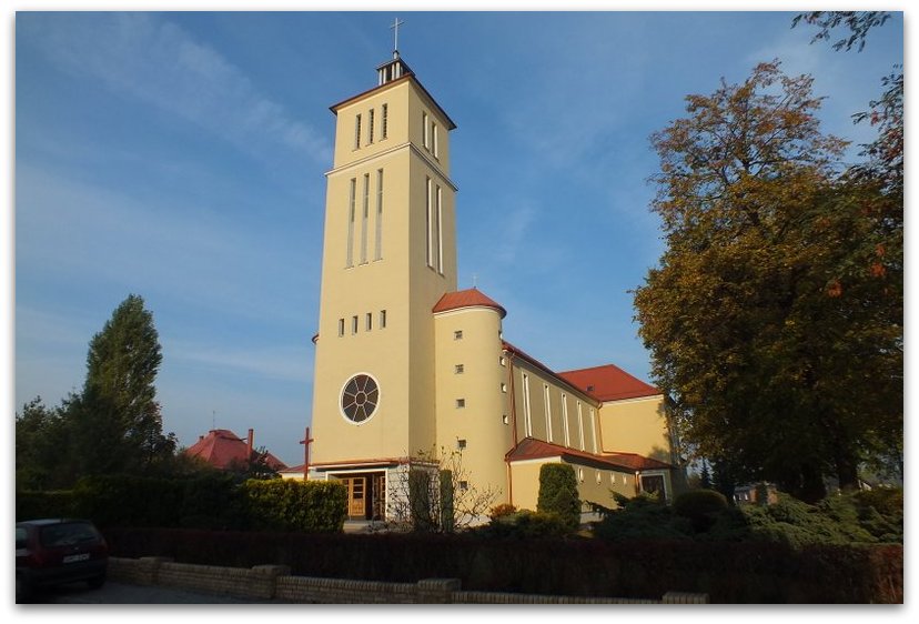 Kościół parafialny p.w. Trójcy Przenajświętszej